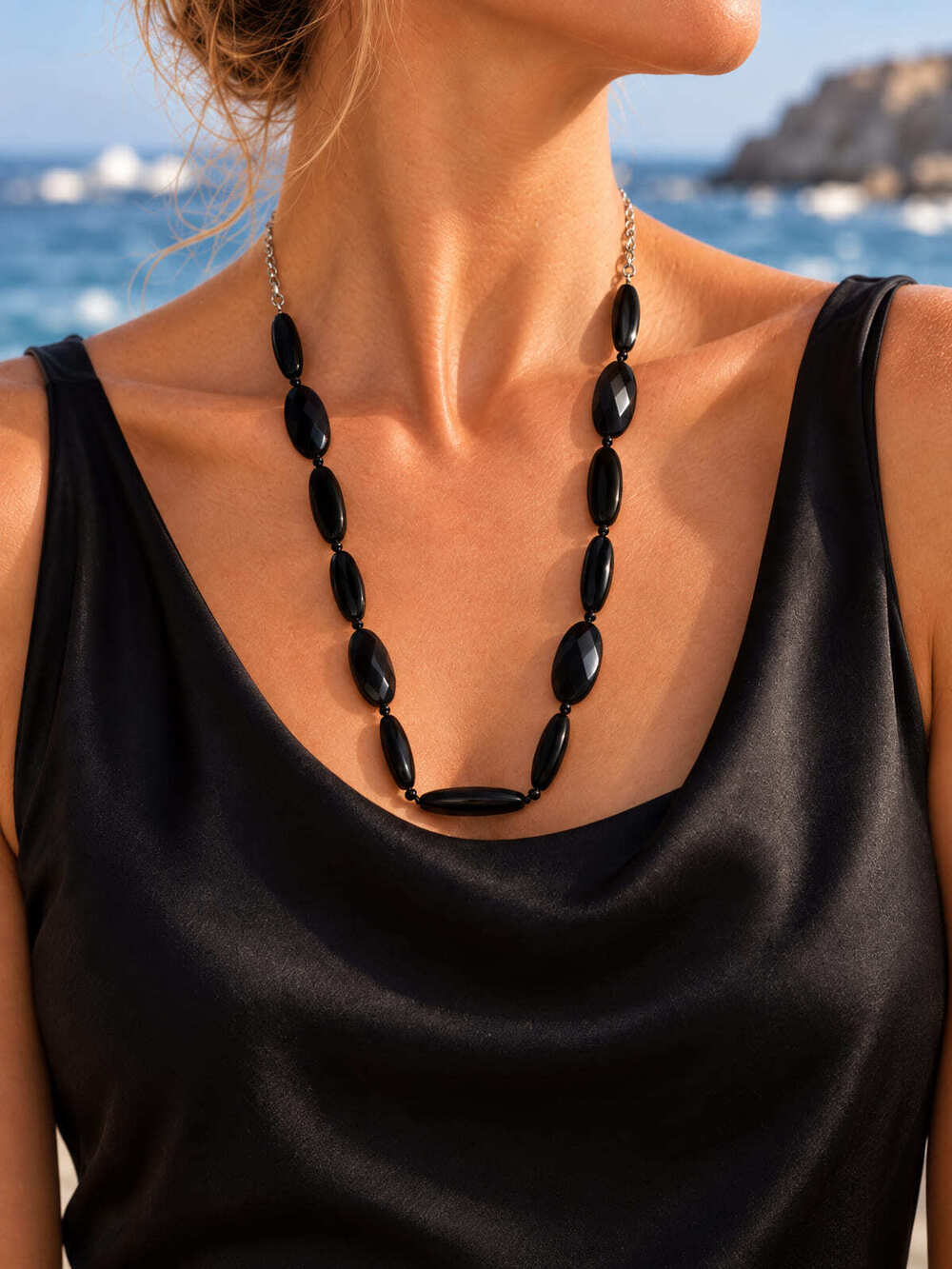 ⚜️ Black Oval Bead Necklace | Bold Statement | Silver-Tone Chain 💗